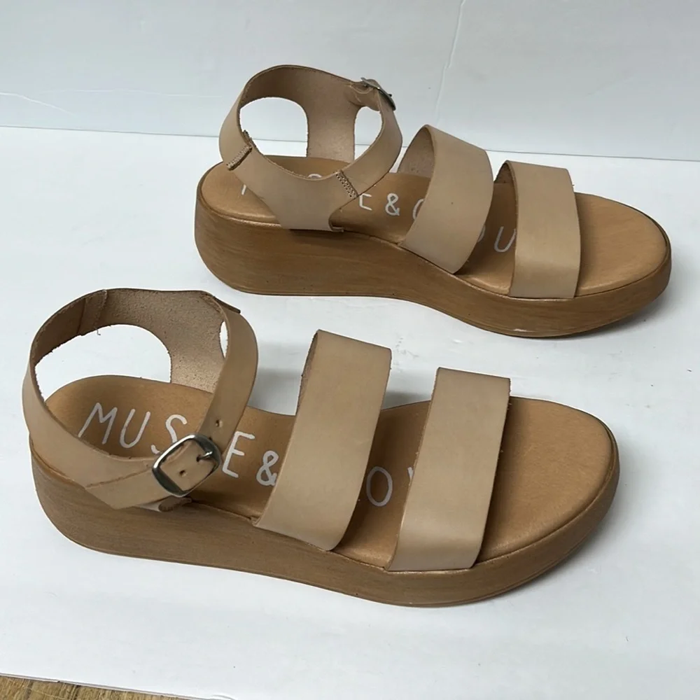 MUSSE & Cloud Men's Platform Wedge Ankle Strap Sandal. Size 11